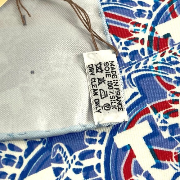 HERMES Blue Silk Scarf - Picture 6 of 11